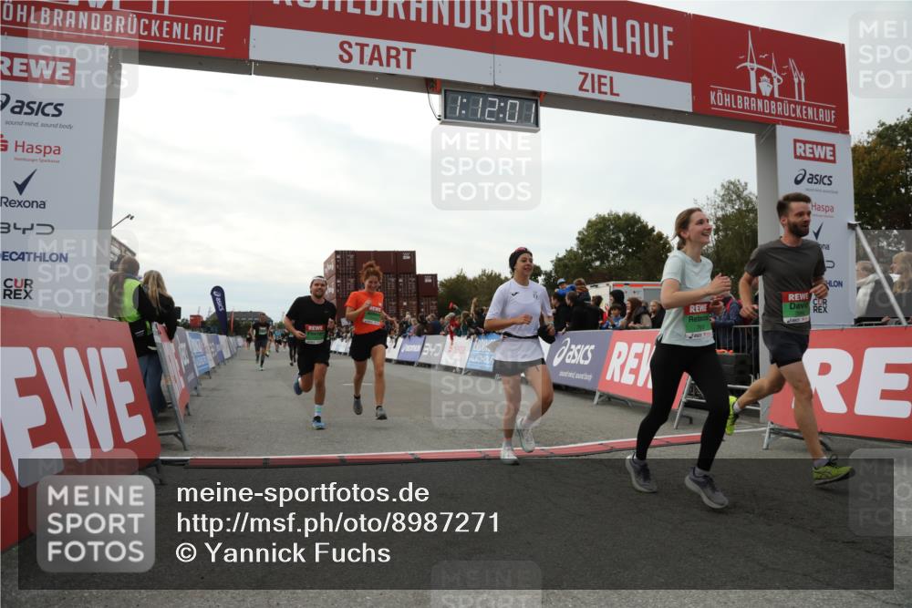03.10.2025 - Köhlbrandbrückenlauf Yannick Fuchs http://msf.ph/oto/8987271 03.10.2025 16:11:59 Ziel 7122, 7463, 7566, 7613, 7757, 7961, 8005, 8096, 8110, 8259, 8569, 8954, 9159, 9399 meine-sportfotos.de
