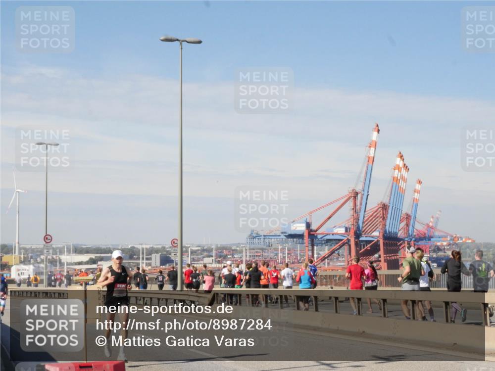 03.10.2025 - Köhlbrandbrückenlauf Matties Gatica Varas http://msf.ph/oto/8987284 03.10.2025 12:28:58 Position 2  meine-sportfotos.de