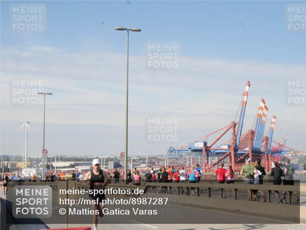 03.10.2025 - Köhlbrandbrückenlauf Matties Gatica Varas http://msf.ph/oto/8987287 03.10.2025 12:28:58 Position 2  meine-sportfotos.de