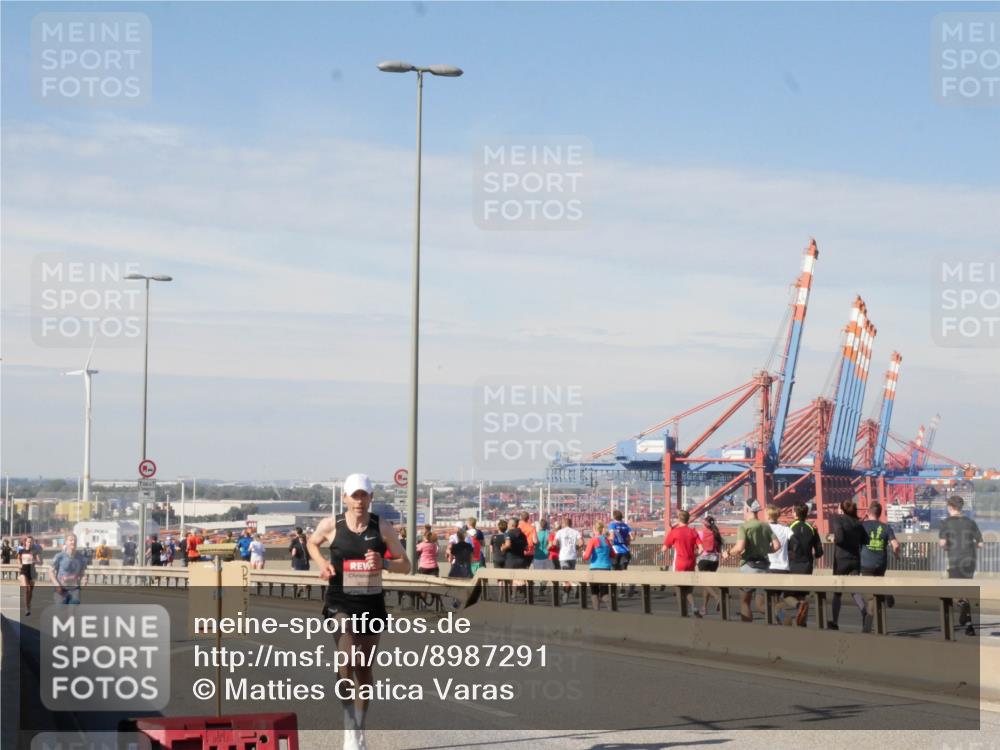 03.10.2025 - Köhlbrandbrückenlauf Matties Gatica Varas http://msf.ph/oto/8987291 03.10.2025 12:28:59 Position 2  meine-sportfotos.de