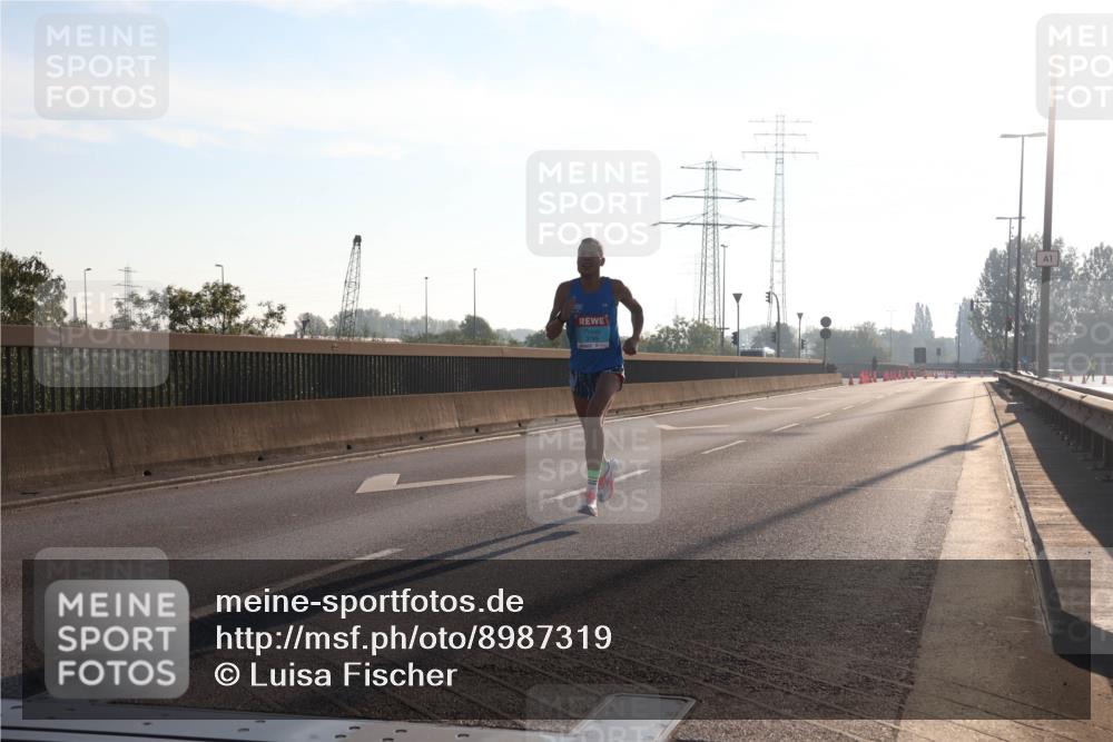 03.10.2025 - Köhlbrandbrückenlauf Luisa Fischer http://msf.ph/oto/8987319 03.10.2025 10:09:09 Position 3  meine-sportfotos.de