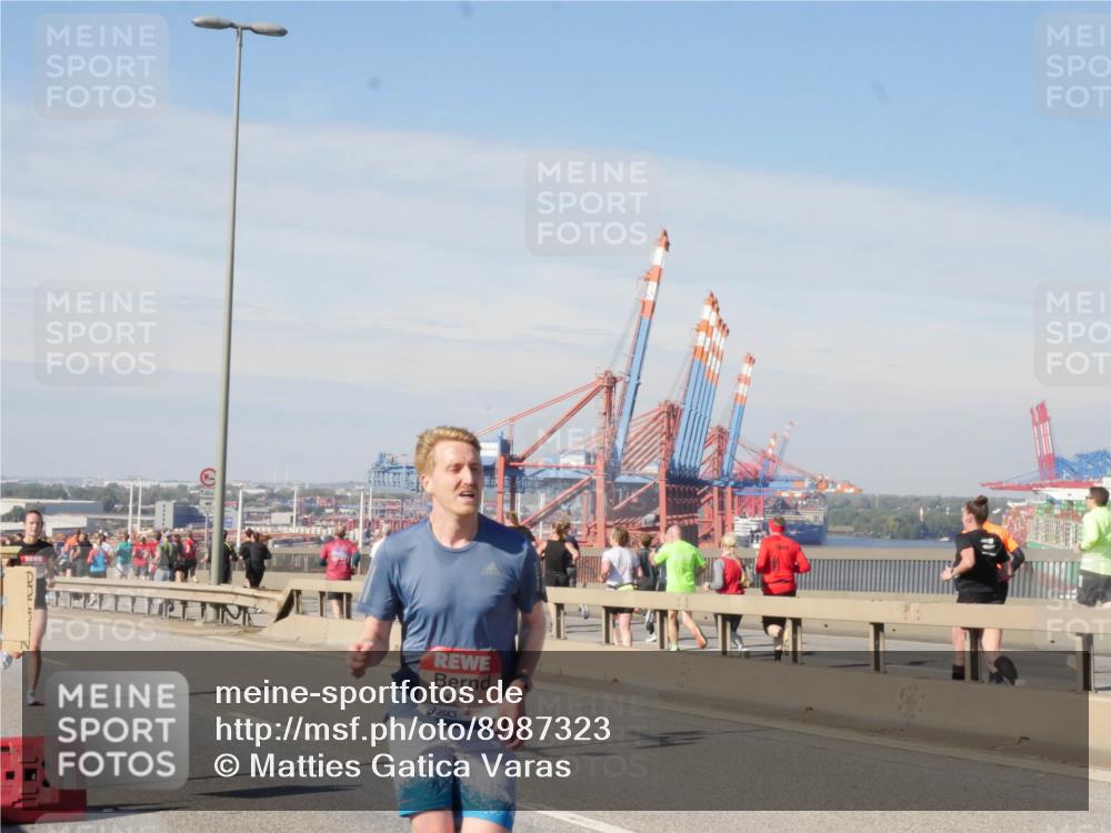 03.10.2025 - Köhlbrandbrückenlauf Matties Gatica Varas http://msf.ph/oto/8987323 03.10.2025 12:29:05 Position 2 6638 meine-sportfotos.de