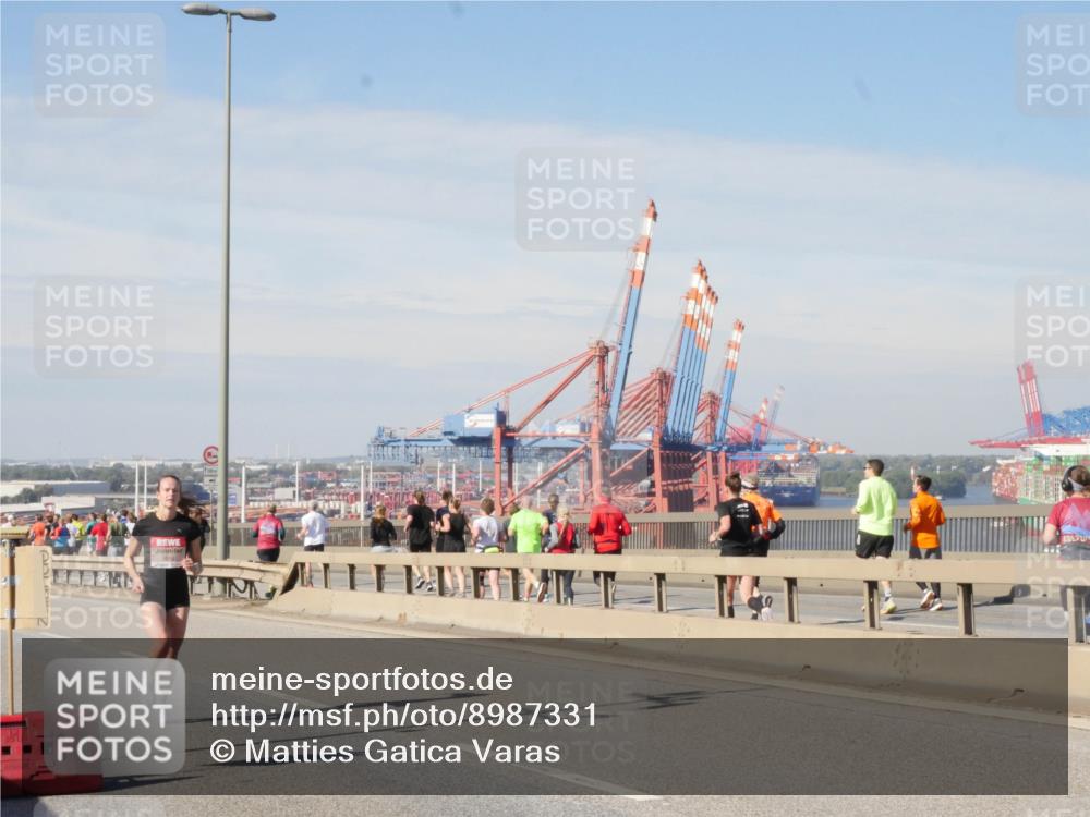 03.10.2025 - Köhlbrandbrückenlauf Matties Gatica Varas http://msf.ph/oto/8987331 03.10.2025 12:29:07 Position 2  meine-sportfotos.de