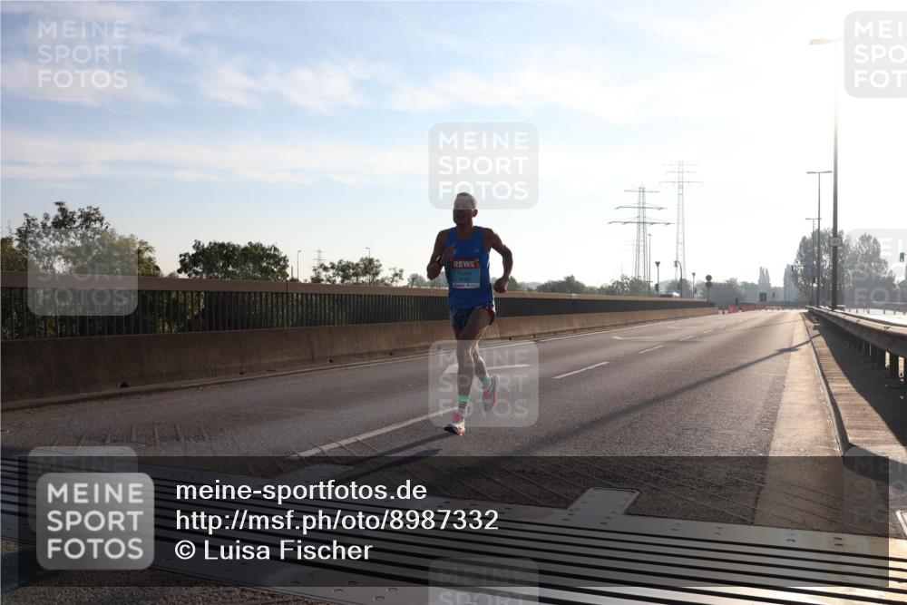 03.10.2025 - Köhlbrandbrückenlauf Luisa Fischer http://msf.ph/oto/8987332 03.10.2025 10:09:10 Position 3  meine-sportfotos.de