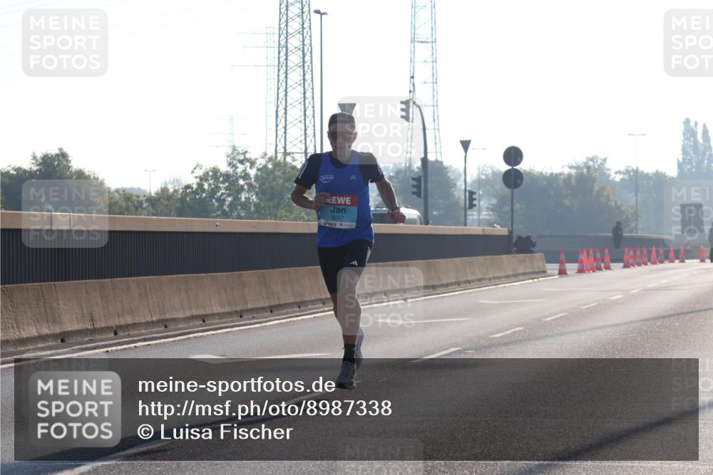 03.10.2025 - Köhlbrandbrückenlauf Luisa Fischer http://msf.ph/oto/8987338 03.10.2025 10:09:41 Position 3 3247 meine-sportfotos.de