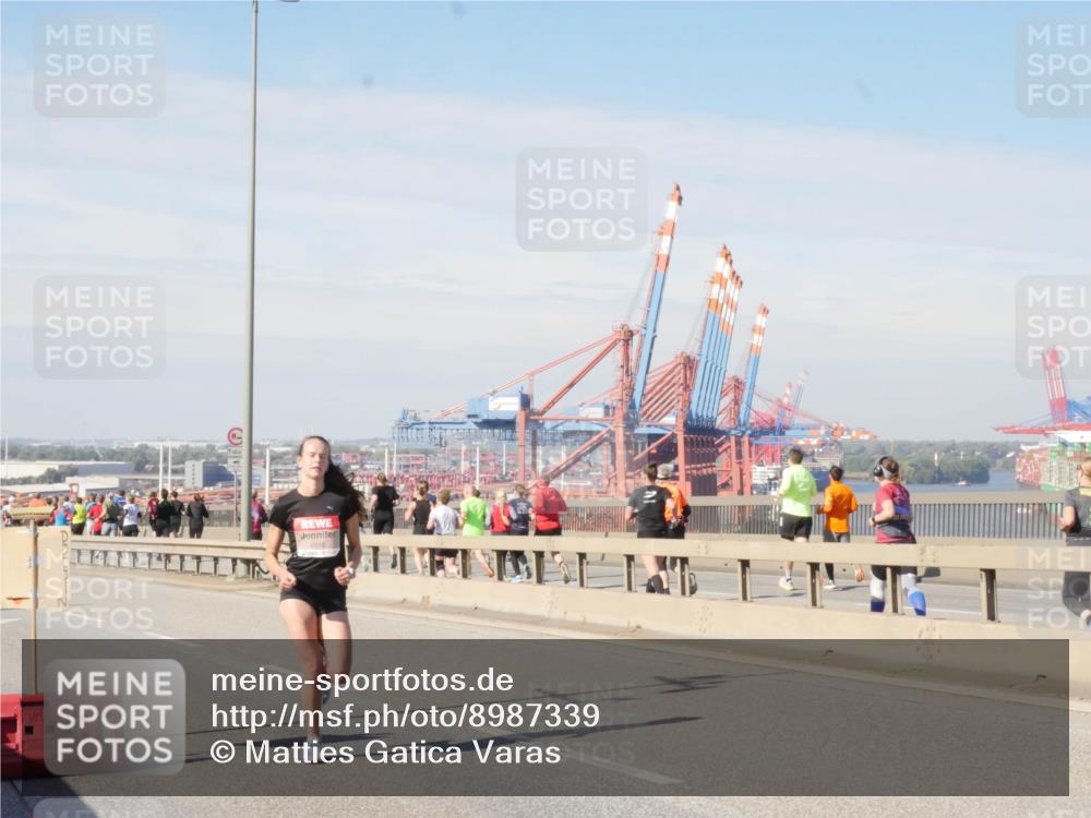 03.10.2025 - Köhlbrandbrückenlauf Matties Gatica Varas http://msf.ph/oto/8987339 03.10.2025 12:29:08 Position 2 6516 meine-sportfotos.de