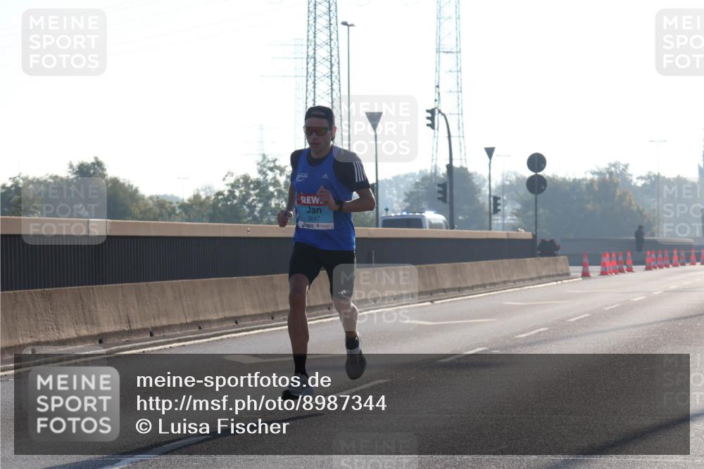 03.10.2025 - Köhlbrandbrückenlauf Luisa Fischer http://msf.ph/oto/8987344 03.10.2025 10:09:41 Position 3 3247 meine-sportfotos.de