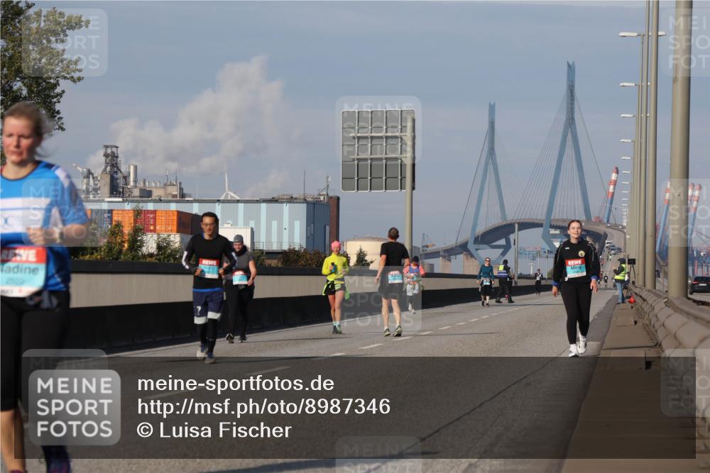 03.10.2025 - Köhlbrandbrückenlauf Luisa Fischer http://msf.ph/oto/8987346 03.10.2025 11:22:44 Position 3  meine-sportfotos.de
