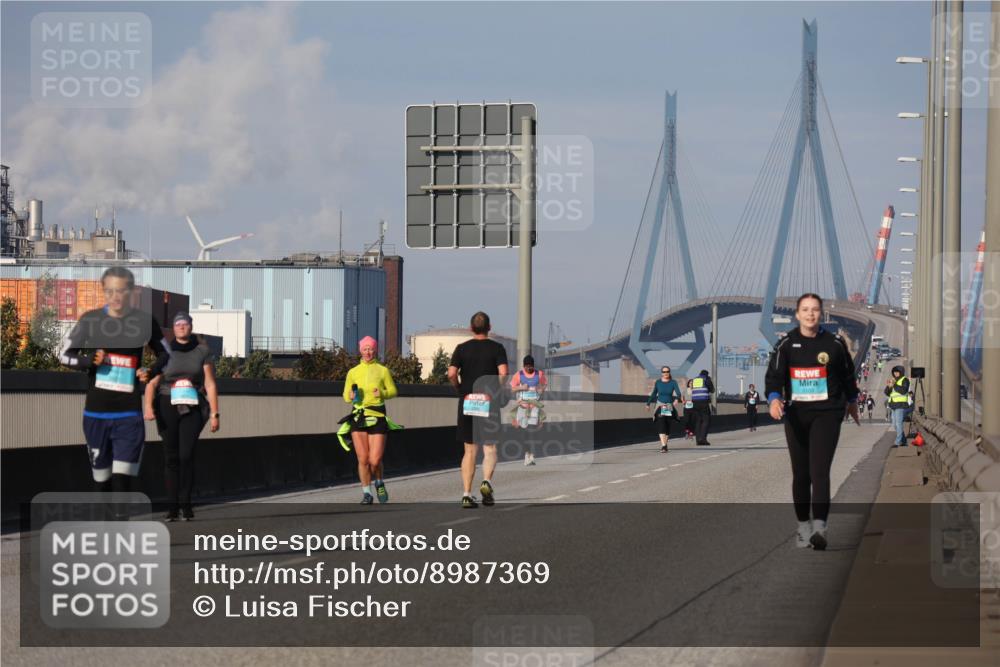 03.10.2025 - Köhlbrandbrückenlauf Luisa Fischer http://msf.ph/oto/8987369 03.10.2025 11:22:45 Position 3 3103 meine-sportfotos.de