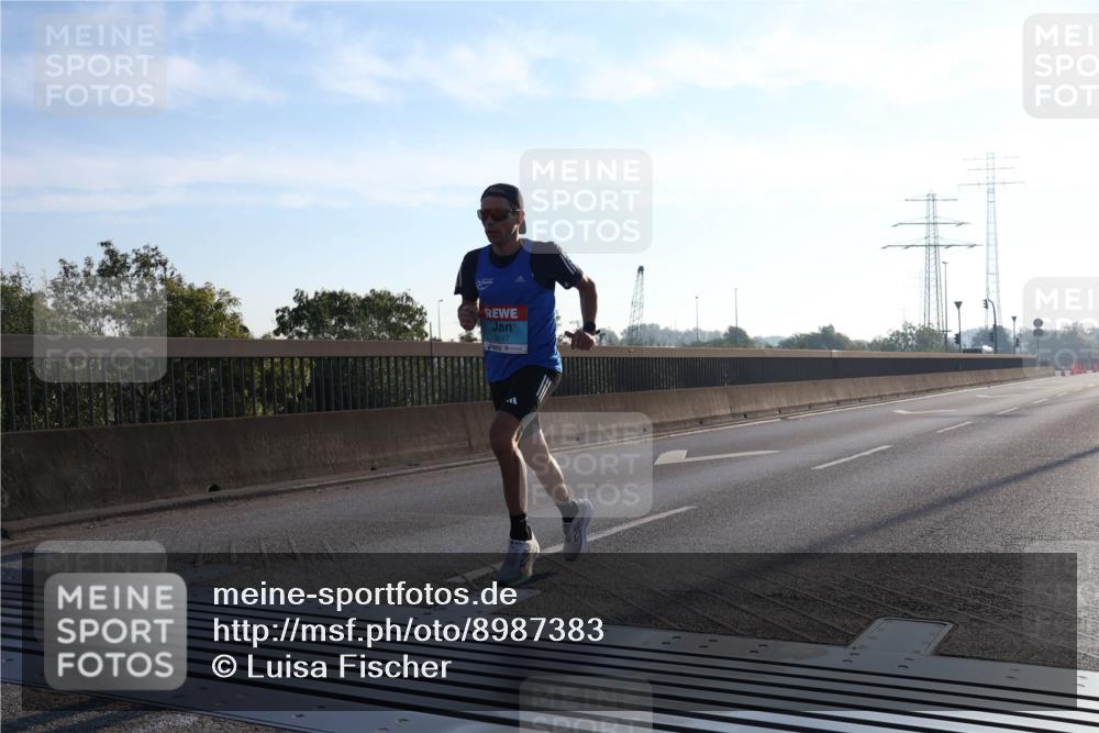 03.10.2025 - Köhlbrandbrückenlauf Luisa Fischer http://msf.ph/oto/8987383 03.10.2025 10:09:44 Position 3 3247 meine-sportfotos.de