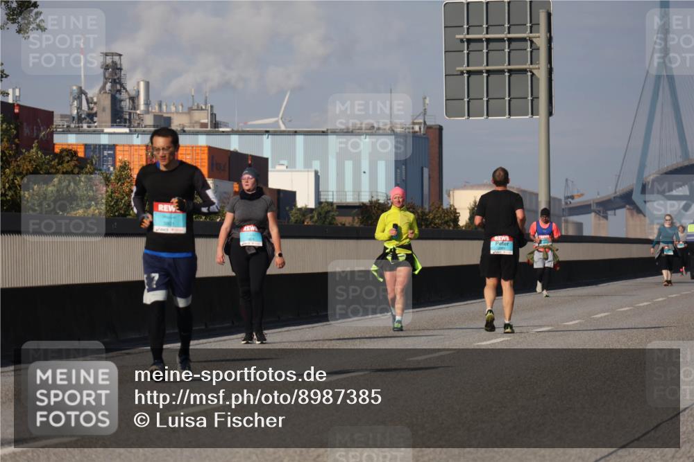 03.10.2025 - Köhlbrandbrückenlauf Luisa Fischer http://msf.ph/oto/8987385 03.10.2025 11:22:46 Position 3 7 meine-sportfotos.de