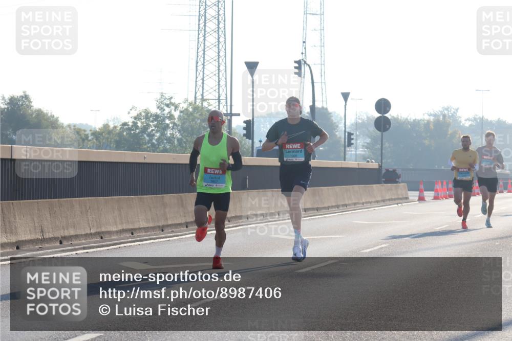 03.10.2025 - Köhlbrandbrückenlauf Luisa Fischer http://msf.ph/oto/8987406 03.10.2025 10:09:54 Position 3 1008 meine-sportfotos.de