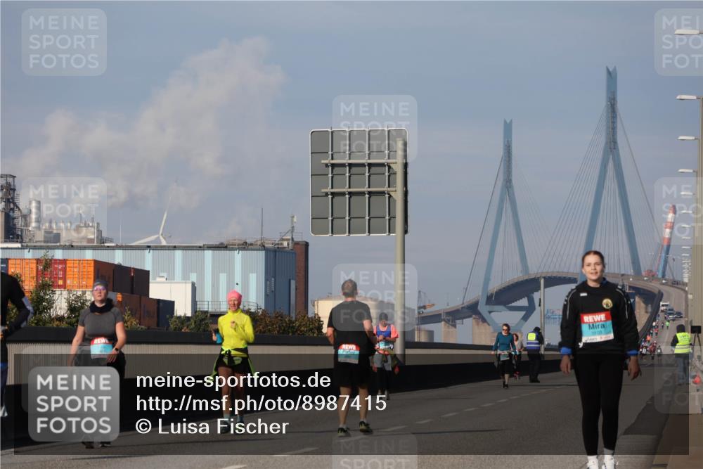 03.10.2025 - Köhlbrandbrückenlauf Luisa Fischer http://msf.ph/oto/8987415 03.10.2025 11:22:48 Position 3 3103 meine-sportfotos.de