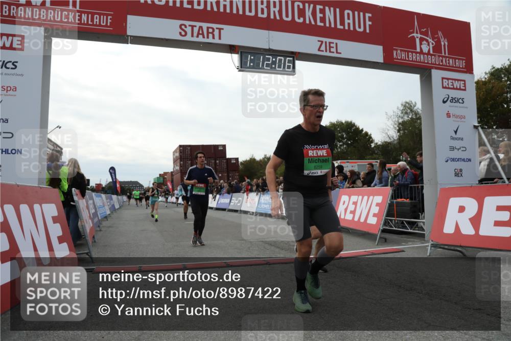 03.10.2025 - Köhlbrandbrückenlauf Yannick Fuchs http://msf.ph/oto/8987422 03.10.2025 16:12:04 Ziel 7463, 7468, 7825, 8259, 8569, 8939, 8951, 9159, 9399 meine-sportfotos.de