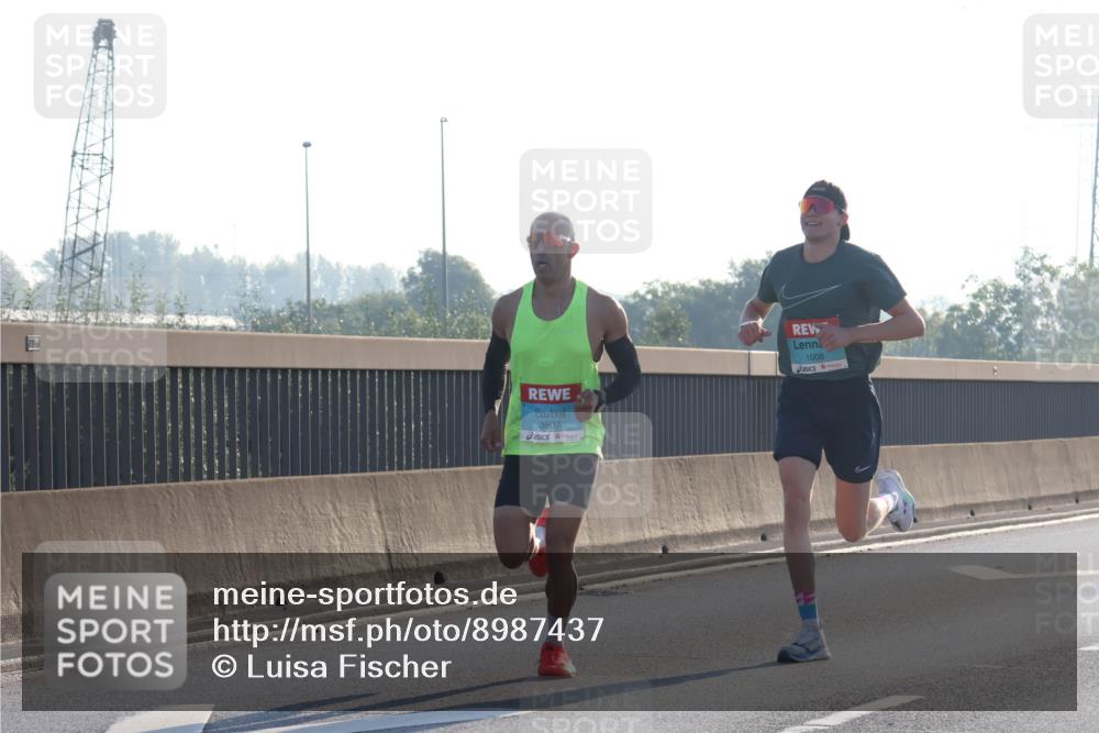 03.10.2025 - Köhlbrandbrückenlauf Luisa Fischer http://msf.ph/oto/8987437 03.10.2025 10:09:56 Position 3 3807, 1008 meine-sportfotos.de