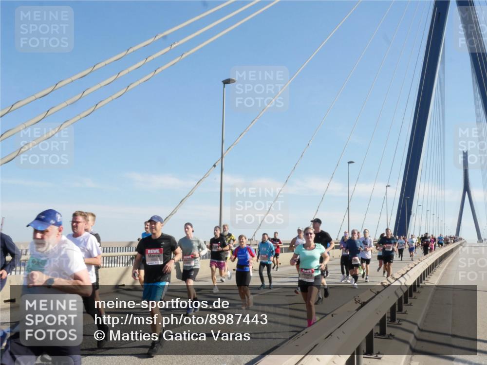 03.10.2025 - Köhlbrandbrückenlauf Matties Gatica Varas http://msf.ph/oto/8987443 03.10.2025 12:29:34 Position 2  meine-sportfotos.de