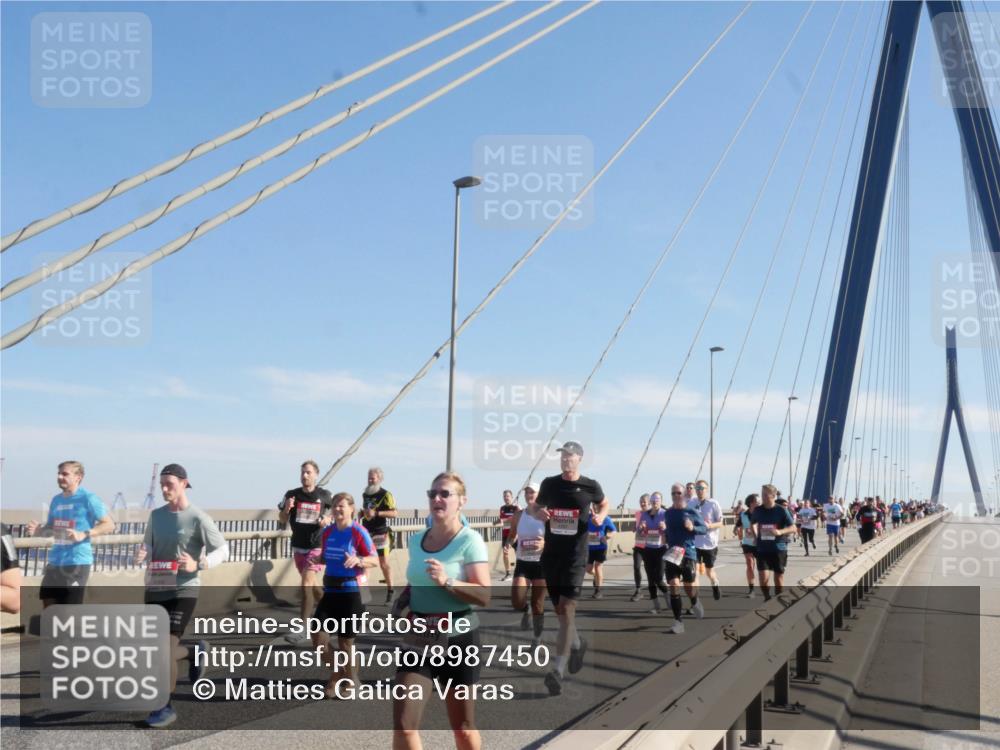 03.10.2025 - Köhlbrandbrückenlauf Matties Gatica Varas http://msf.ph/oto/8987450 03.10.2025 12:29:35 Position 2 4700 meine-sportfotos.de