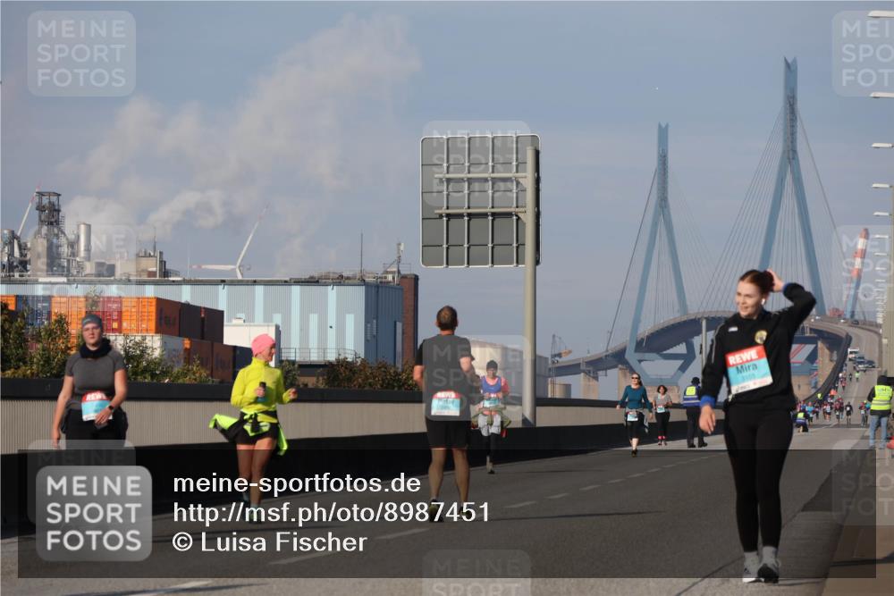 03.10.2025 - Köhlbrandbrückenlauf Luisa Fischer http://msf.ph/oto/8987451 03.10.2025 11:22:50 Position 3  meine-sportfotos.de