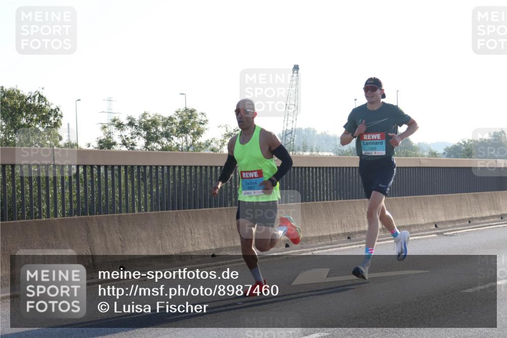 03.10.2025 - Köhlbrandbrückenlauf Luisa Fischer http://msf.ph/oto/8987460 03.10.2025 10:09:57 Position 3  meine-sportfotos.de