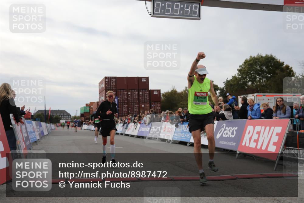 03.10.2025 - Köhlbrandbrückenlauf Yannick Fuchs http://msf.ph/oto/8987472 03.10.2025 15:59:47 Ziel 7165, 7185, 7225, 7450, 9101, 9113 meine-sportfotos.de