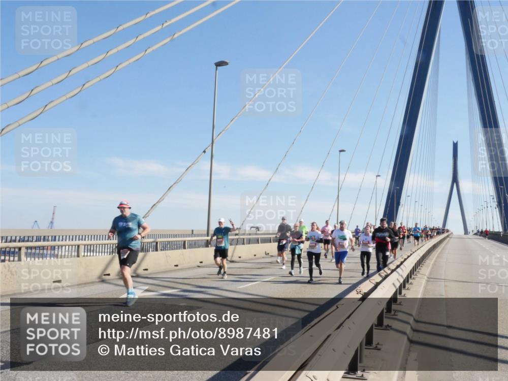 03.10.2025 - Köhlbrandbrückenlauf Matties Gatica Varas http://msf.ph/oto/8987481 03.10.2025 12:29:40 Position 2  meine-sportfotos.de