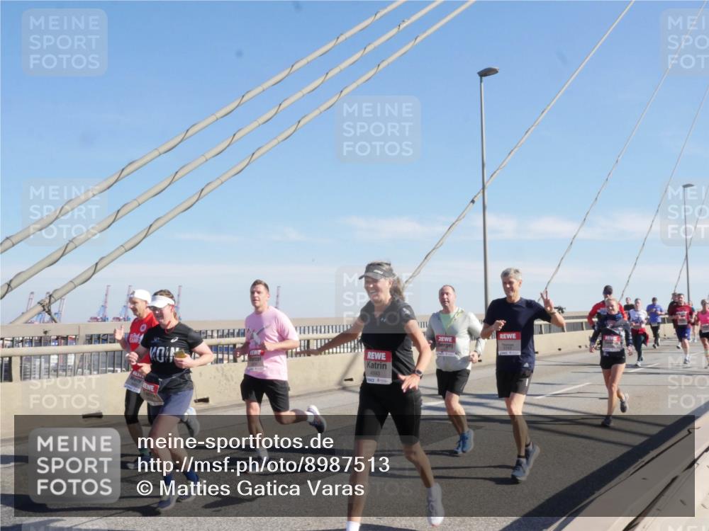03.10.2025 - Köhlbrandbrückenlauf Matties Gatica Varas http://msf.ph/oto/8987513 03.10.2025 12:29:47 Position 2 4593 meine-sportfotos.de