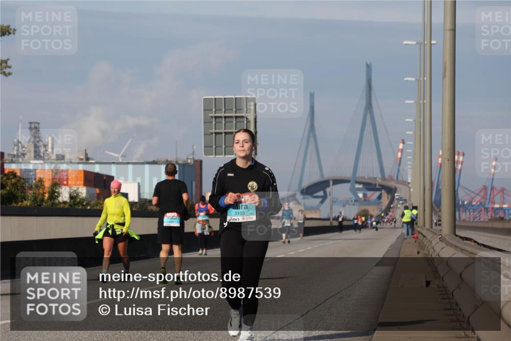 03.10.2025 - Köhlbrandbrückenlauf Luisa Fischer http://msf.ph/oto/8987539 03.10.2025 11:22:55 Position 3 3103 meine-sportfotos.de