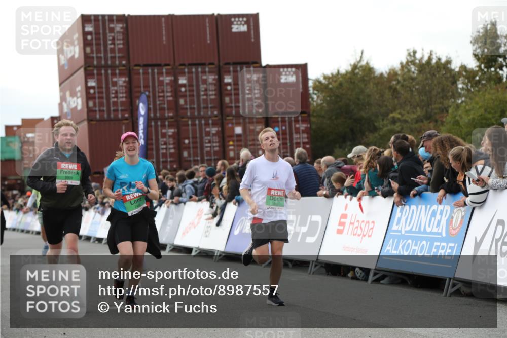 03.10.2025 - Köhlbrandbrückenlauf Yannick Fuchs http://msf.ph/oto/8987557 03.10.2025 16:12:08 Ziel 7404, 7463, 7468, 7615, 7762, 7825, 8088, 8939, 8951, 9159, 9399 meine-sportfotos.de