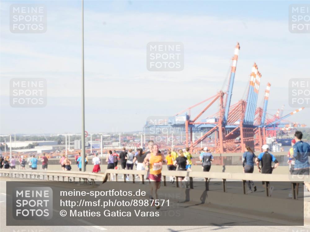 03.10.2025 - Köhlbrandbrückenlauf Matties Gatica Varas http://msf.ph/oto/8987571 03.10.2025 12:30:11 Position 2  meine-sportfotos.de