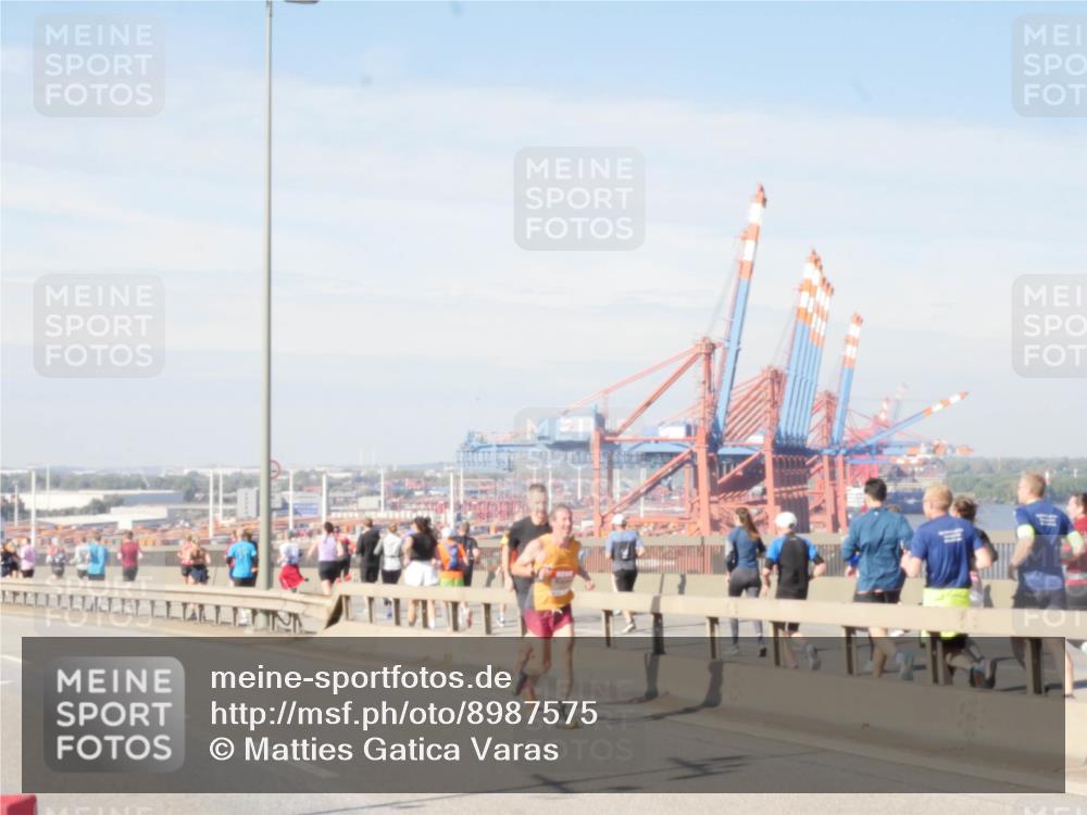 03.10.2025 - Köhlbrandbrückenlauf Matties Gatica Varas http://msf.ph/oto/8987575 03.10.2025 12:30:11 Position 2  meine-sportfotos.de