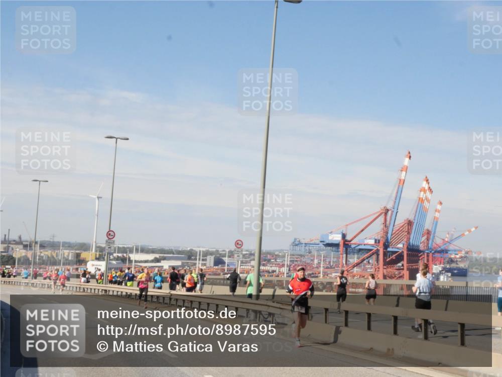 03.10.2025 - Köhlbrandbrückenlauf Matties Gatica Varas http://msf.ph/oto/8987595 03.10.2025 12:30:27 Position 2  meine-sportfotos.de