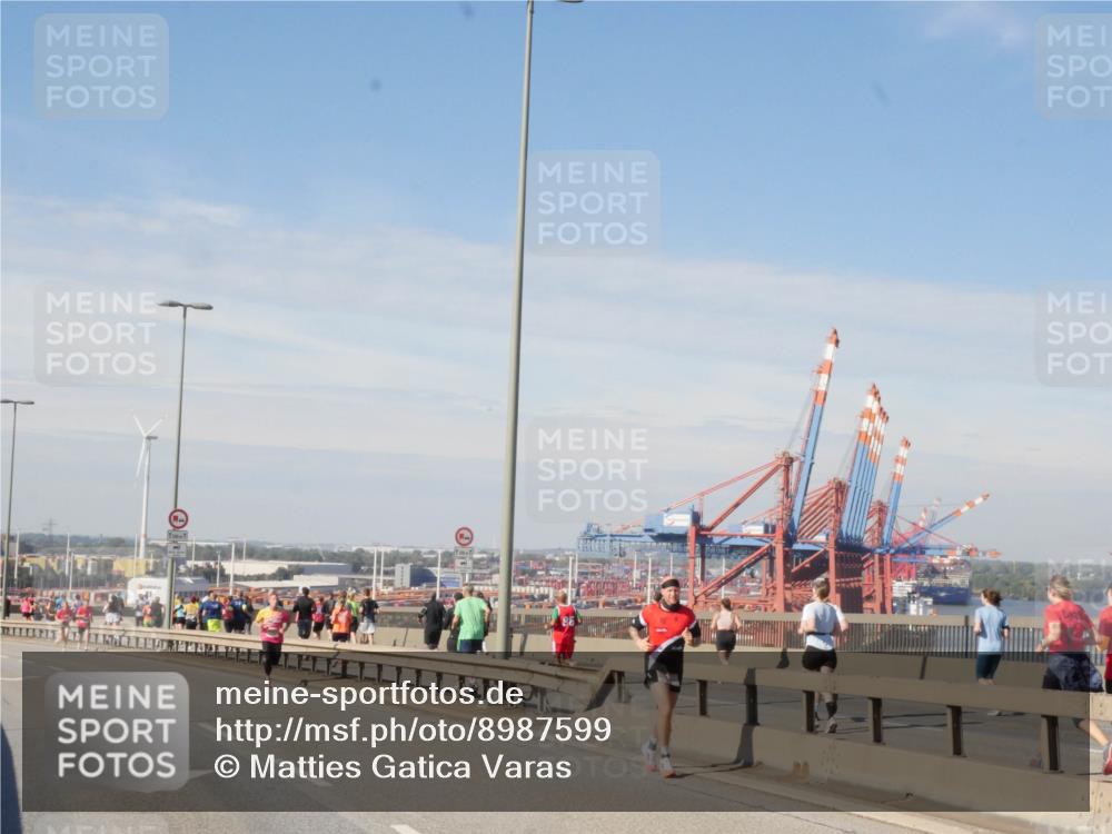 03.10.2025 - Köhlbrandbrückenlauf Matties Gatica Varas http://msf.ph/oto/8987599 03.10.2025 12:30:27 Position 2  meine-sportfotos.de