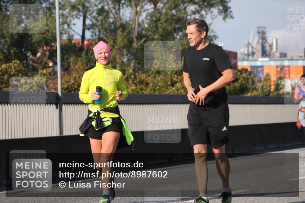 03.10.2025 - Köhlbrandbrückenlauf Luisa Fischer http://msf.ph/oto/8987602 03.10.2025 11:23:06 Position 3  meine-sportfotos.de