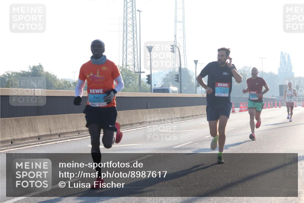 03.10.2025 - Köhlbrandbrückenlauf Luisa Fischer http://msf.ph/oto/8987617 03.10.2025 10:10:09 Position 3 3714, 3760 meine-sportfotos.de