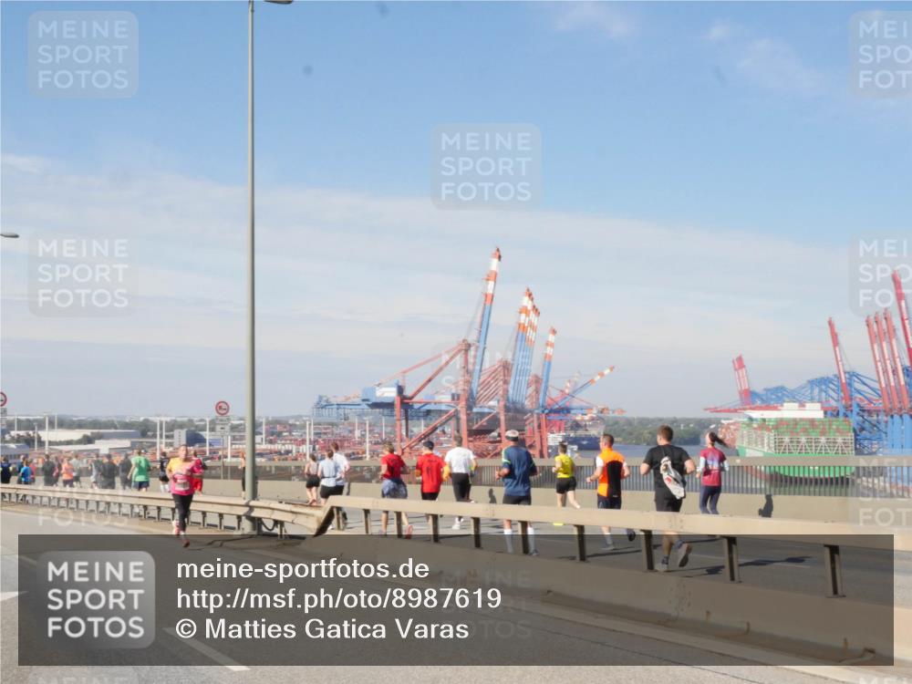 03.10.2025 - Köhlbrandbrückenlauf Matties Gatica Varas http://msf.ph/oto/8987619 03.10.2025 12:30:30 Position 2  meine-sportfotos.de
