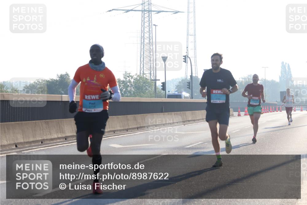 03.10.2025 - Köhlbrandbrückenlauf Luisa Fischer http://msf.ph/oto/8987622 03.10.2025 10:10:09 Position 3 3714, 3760 meine-sportfotos.de