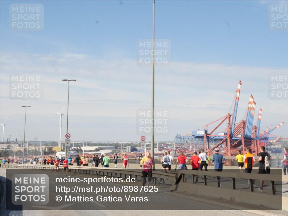 03.10.2025 - Köhlbrandbrückenlauf Matties Gatica Varas http://msf.ph/oto/8987625 03.10.2025 12:30:31 Position 2  meine-sportfotos.de