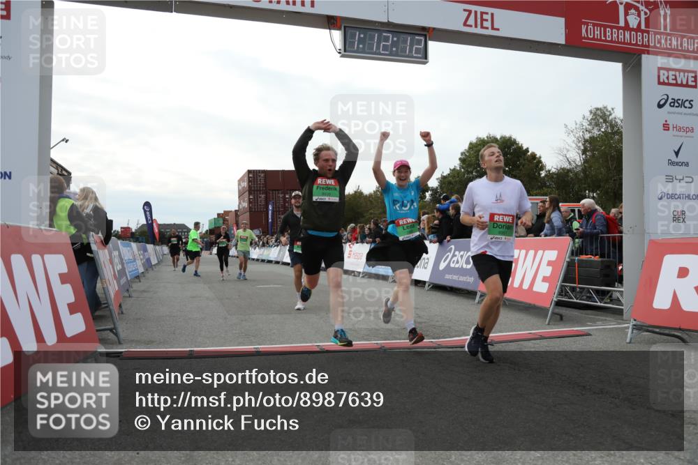 03.10.2025 - Köhlbrandbrückenlauf Yannick Fuchs http://msf.ph/oto/8987639 03.10.2025 16:12:11 Ziel 7404, 7468, 7615, 7762, 7825, 8088, 8939, 8951 meine-sportfotos.de