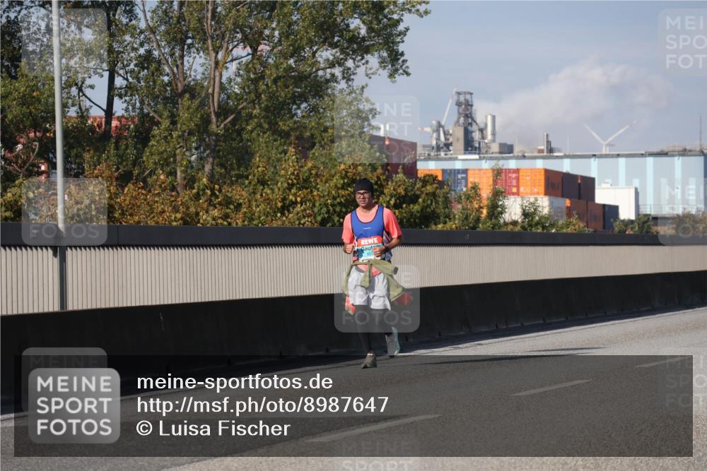 03.10.2025 - Köhlbrandbrückenlauf Luisa Fischer http://msf.ph/oto/8987647 03.10.2025 11:23:10 Position 3  meine-sportfotos.de