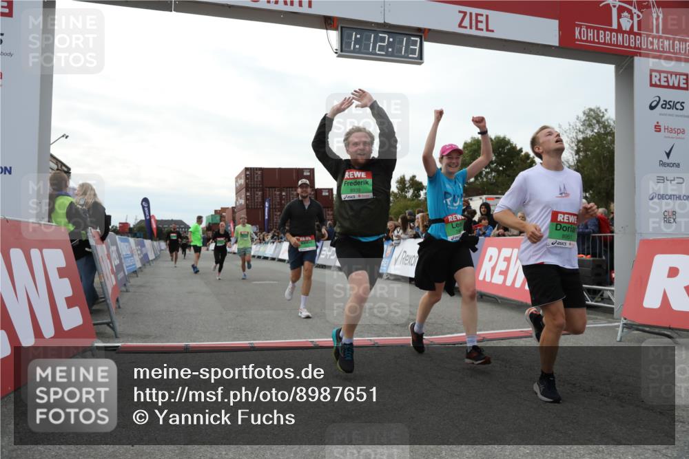 03.10.2025 - Köhlbrandbrückenlauf Yannick Fuchs http://msf.ph/oto/8987651 03.10.2025 16:12:11 Ziel 7404, 7468, 7615, 7762, 7825, 8088, 8939, 8951 meine-sportfotos.de