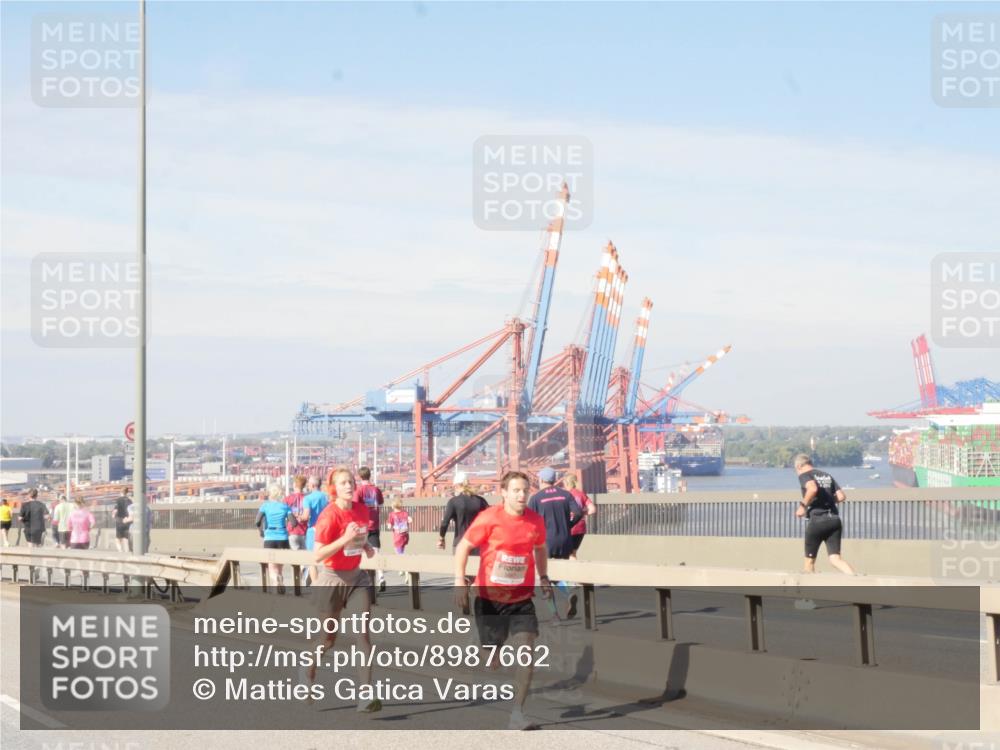 03.10.2025 - Köhlbrandbrückenlauf Matties Gatica Varas http://msf.ph/oto/8987662 03.10.2025 12:30:41 Position 2  meine-sportfotos.de