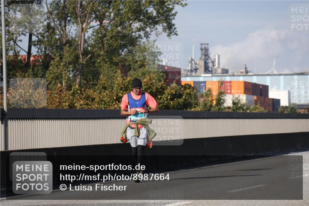 03.10.2025 - Köhlbrandbrückenlauf Luisa Fischer http://msf.ph/oto/8987664 03.10.2025 11:23:11 Position 3  meine-sportfotos.de