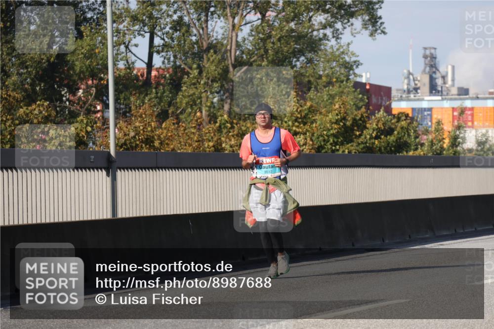 03.10.2025 - Köhlbrandbrückenlauf Luisa Fischer http://msf.ph/oto/8987688 03.10.2025 11:23:12 Position 3 3512 meine-sportfotos.de