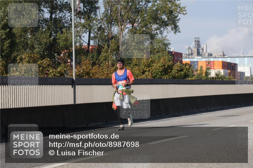 03.10.2025 - Köhlbrandbrückenlauf Luisa Fischer http://msf.ph/oto/8987698 03.10.2025 11:23:13 Position 3  meine-sportfotos.de