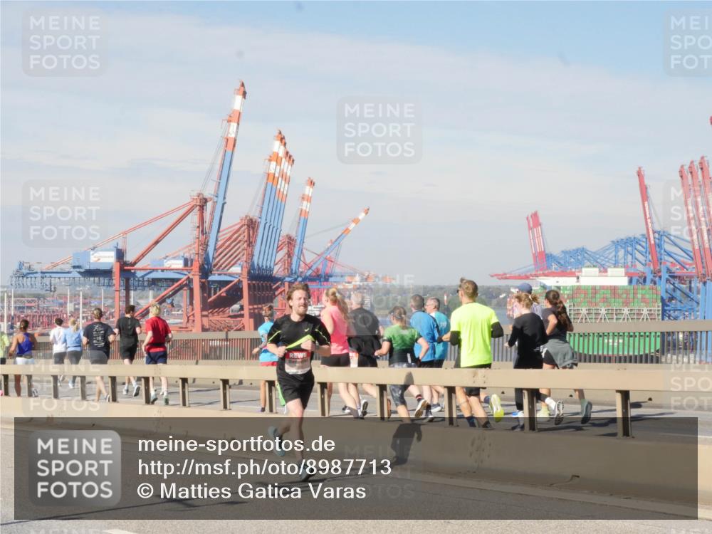 03.10.2025 - Köhlbrandbrückenlauf Matties Gatica Varas http://msf.ph/oto/8987713 03.10.2025 12:31:01 Position 2  meine-sportfotos.de