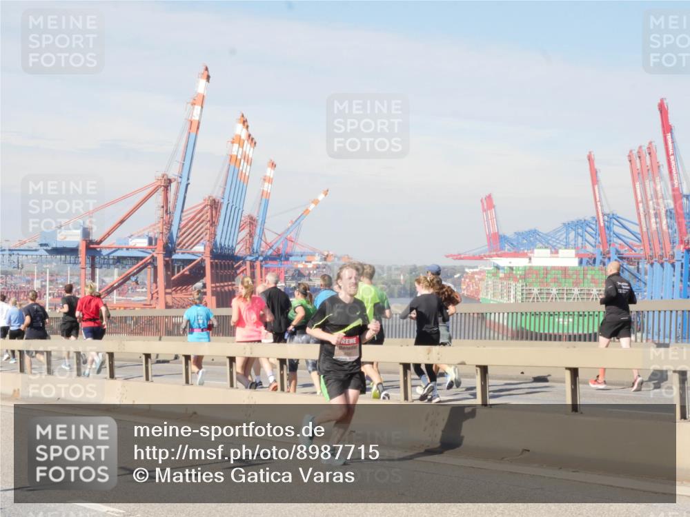 03.10.2025 - Köhlbrandbrückenlauf Matties Gatica Varas http://msf.ph/oto/8987715 03.10.2025 12:31:01 Position 2  meine-sportfotos.de