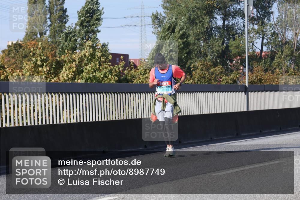 03.10.2025 - Köhlbrandbrückenlauf Luisa Fischer http://msf.ph/oto/8987749 03.10.2025 11:23:17 Position 3 3512 meine-sportfotos.de