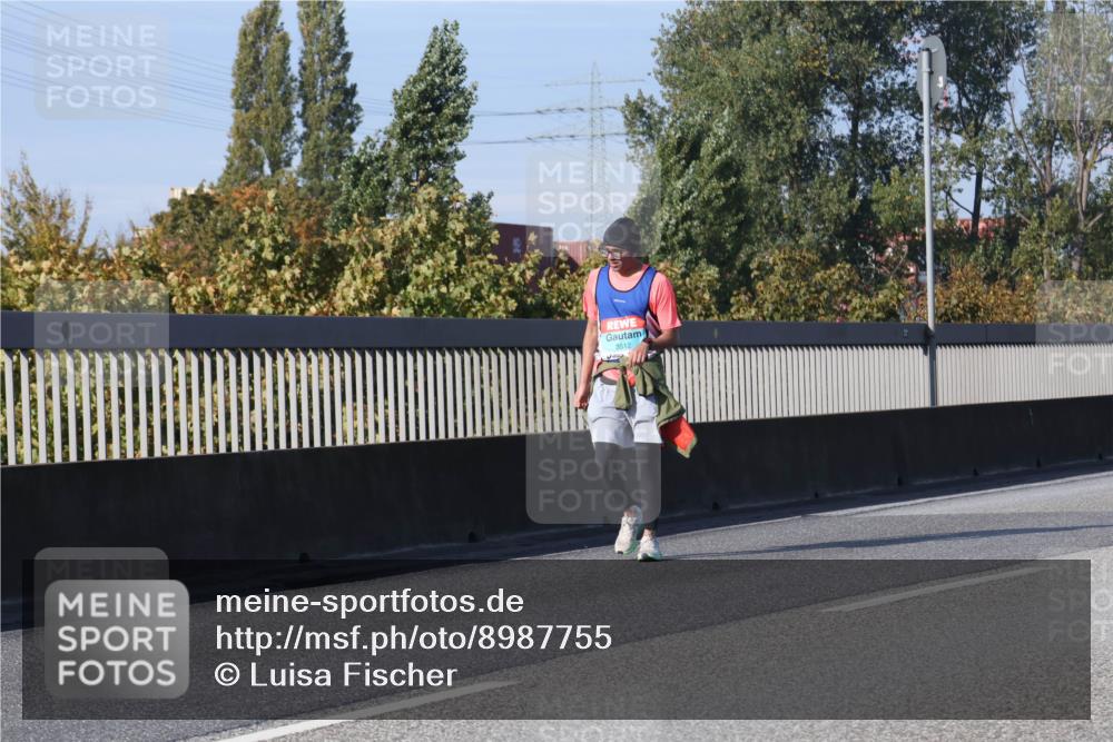 03.10.2025 - Köhlbrandbrückenlauf Luisa Fischer http://msf.ph/oto/8987755 03.10.2025 11:23:17 Position 3 3512 meine-sportfotos.de