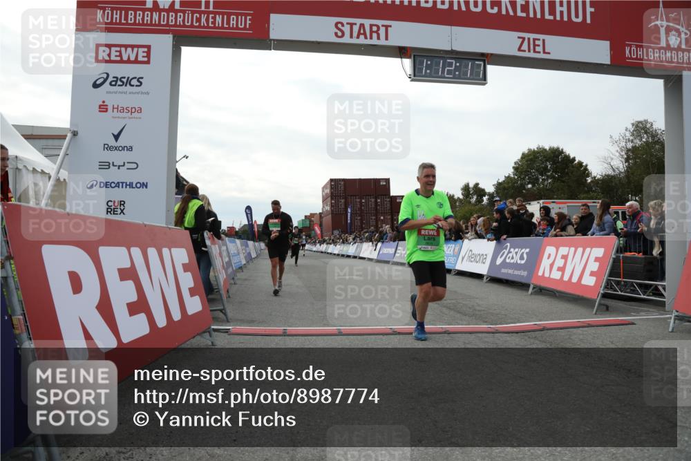 03.10.2025 - Köhlbrandbrückenlauf Yannick Fuchs http://msf.ph/oto/8987774 03.10.2025 16:12:15 Ziel 7404, 7615, 7762, 7825, 8088, 8501, 9359 meine-sportfotos.de