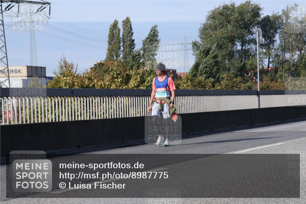 03.10.2025 - Köhlbrandbrückenlauf Luisa Fischer http://msf.ph/oto/8987775 03.10.2025 11:23:18 Position 3 3512 meine-sportfotos.de